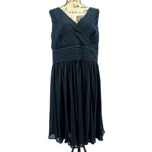 Jessica‎ London Fit & Flare Dress 16 Dark Gray Pleated V-Neck Sleeveless Lined